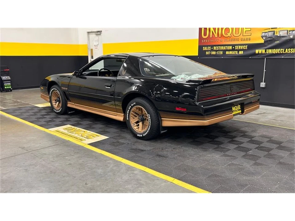 1984 Pontiac Firebird 3rd Gen - Image 4 of 10