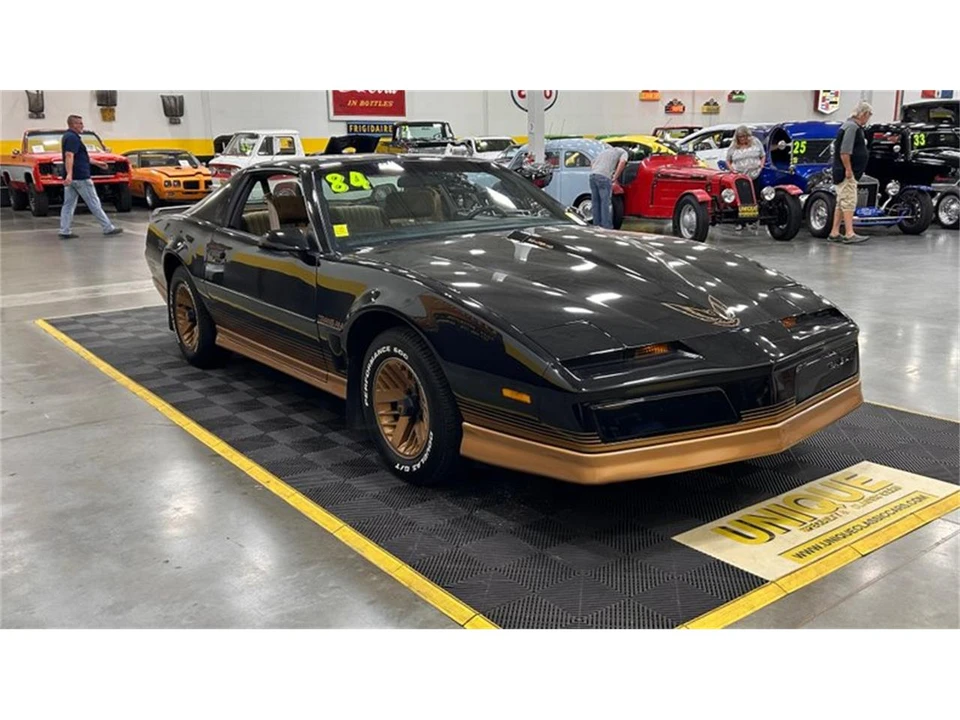 1984 Pontiac Firebird 3rd Gen - Image 2 of 10