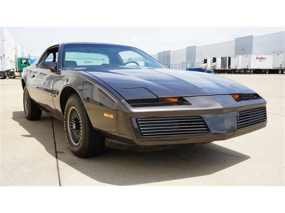 1984 Pontiac Firebird 3rd Gen - Image 21 of 31
