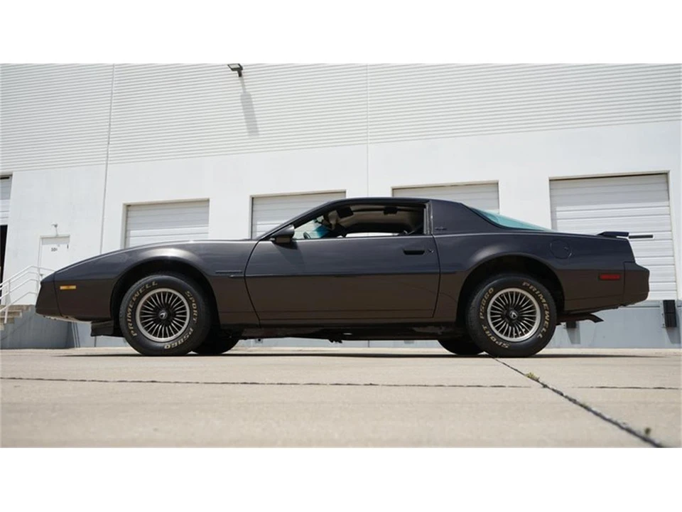 1984 Pontiac Firebird 3rd Gen - Image 7 of 31