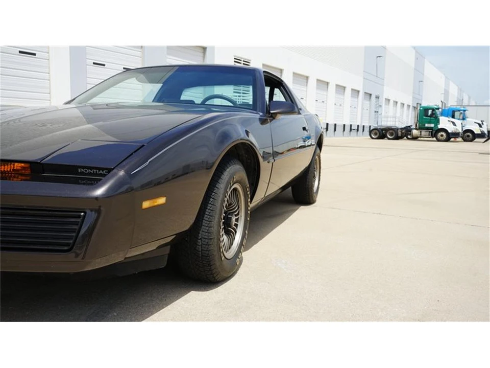 1984 Pontiac Firebird 3rd Gen - Image 27 of 31