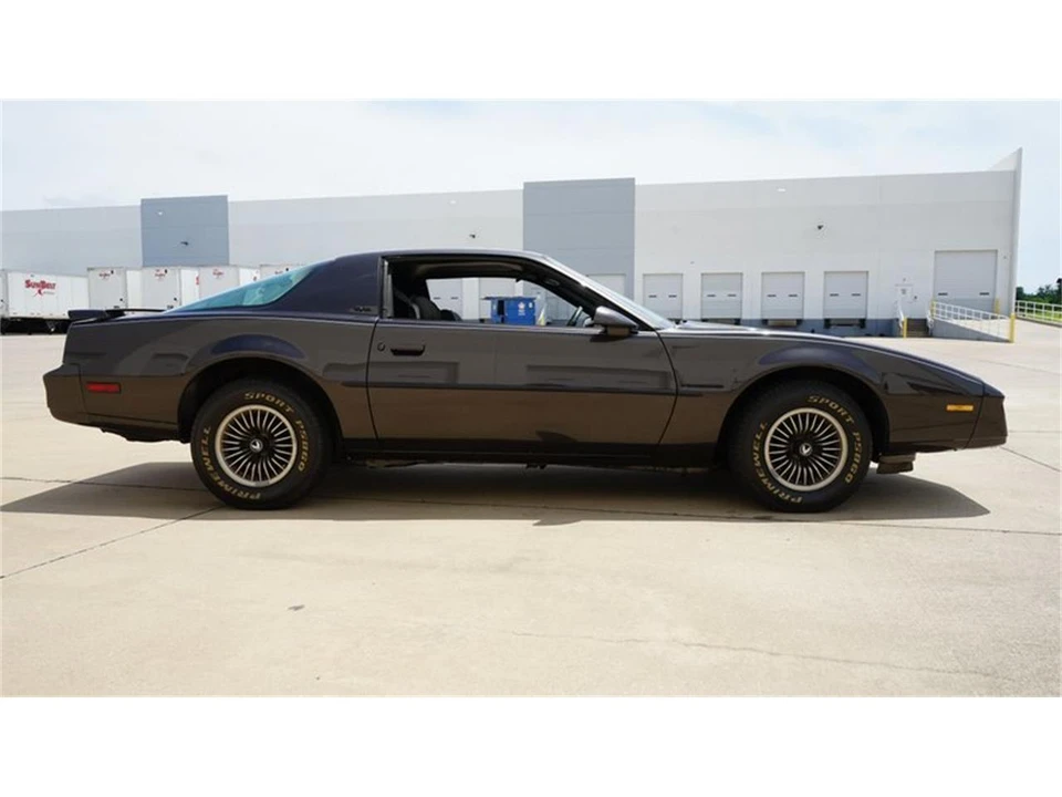1984 Pontiac Firebird 3rd Gen - Image 18 of 31