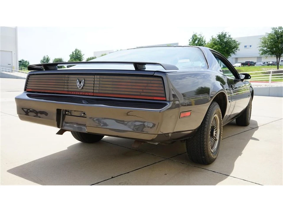 1984 Pontiac Firebird 3rd Gen - Image 15 of 31