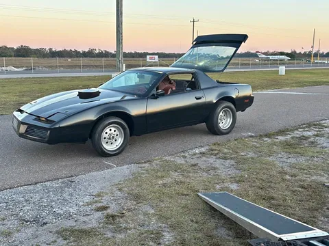 1984 Pontiac Firebird Coupe 2D