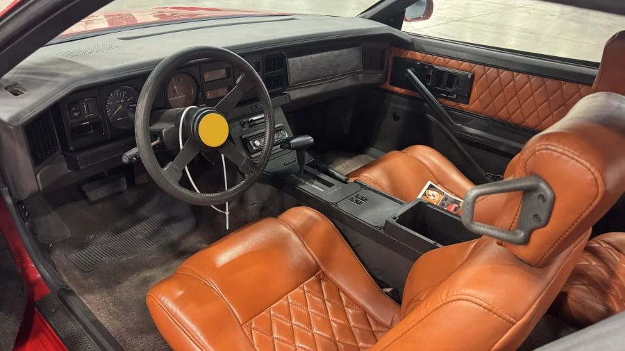 1984 Pontiac Firebird 3rd Gen - Image 5 of 6