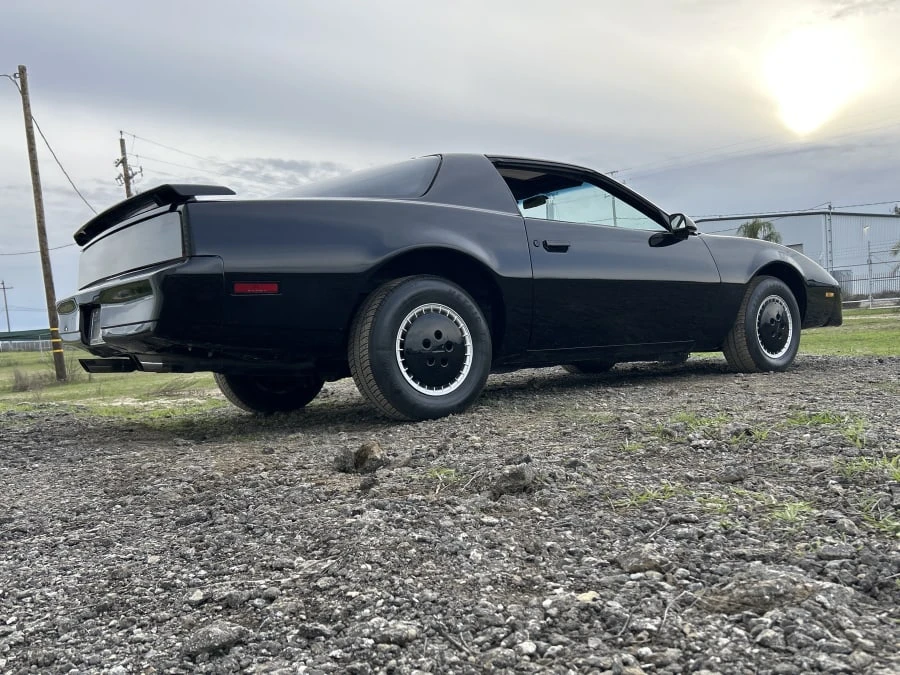1984 Pontiac Firebird Trans Am 3rd Gen - Image 8 of 21