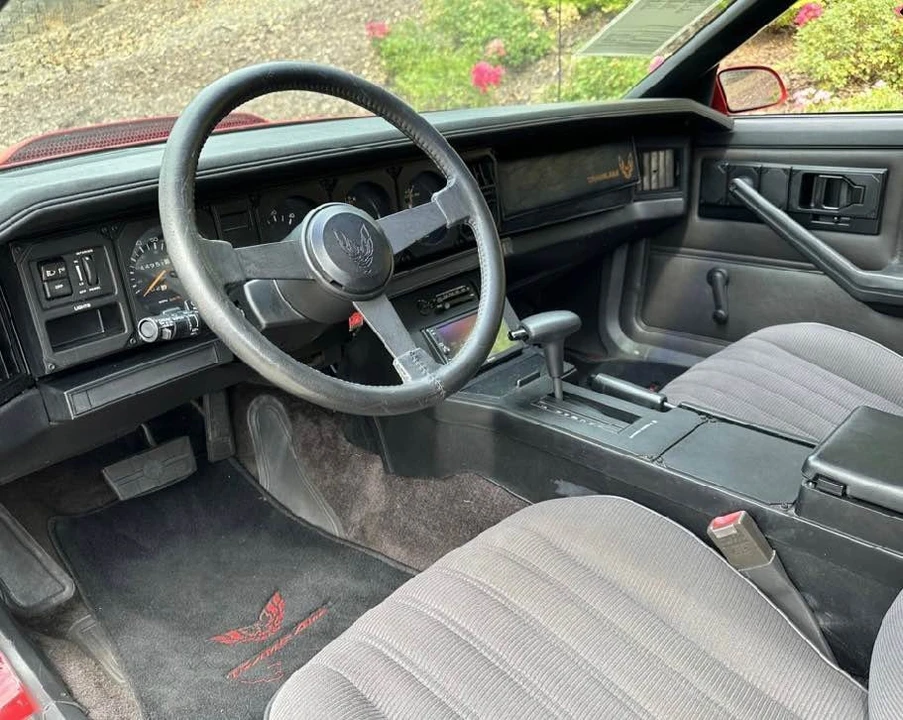 1984 Pontiac Firebird Trans Am 3rd Gen - Image 8 of 15