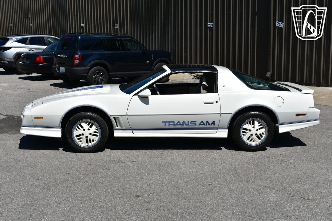 1984 Pontiac Firebird Trans Am 3rd Gen - Image 8 of 21