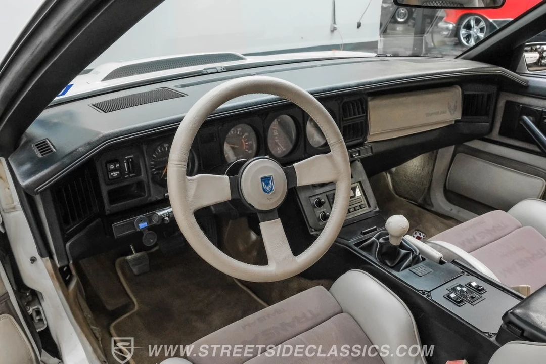 1984 Pontiac Firebird Trans Am 3rd Gen - Image 5 of 21