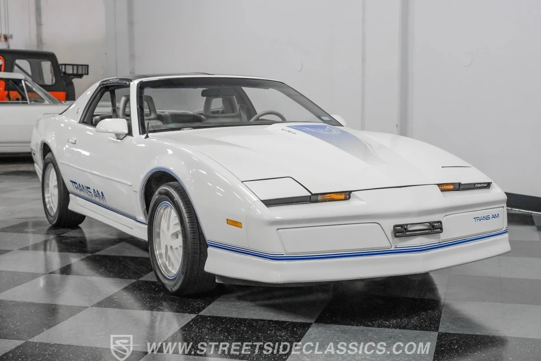 1984 Pontiac Firebird Trans Am 3rd Gen - Image 16 of 21