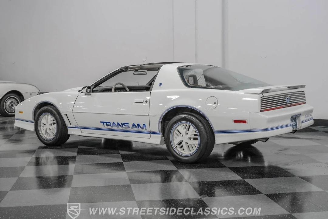 1984 Pontiac Firebird Trans Am 3rd Gen - Image 7 of 21