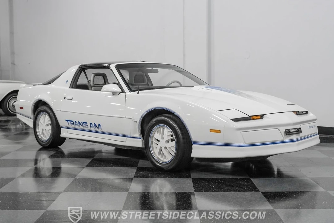 1984 Pontiac Firebird Trans Am 3rd Gen - Image 15 of 21