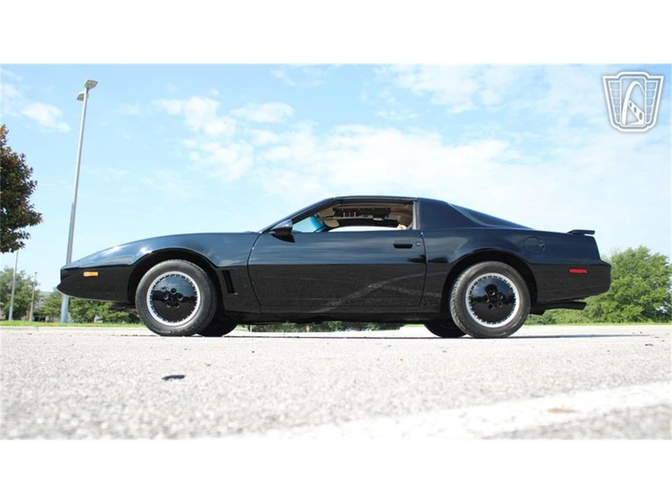1984 Pontiac Firebird Trans Am 3rd Gen - Image 8 of 31