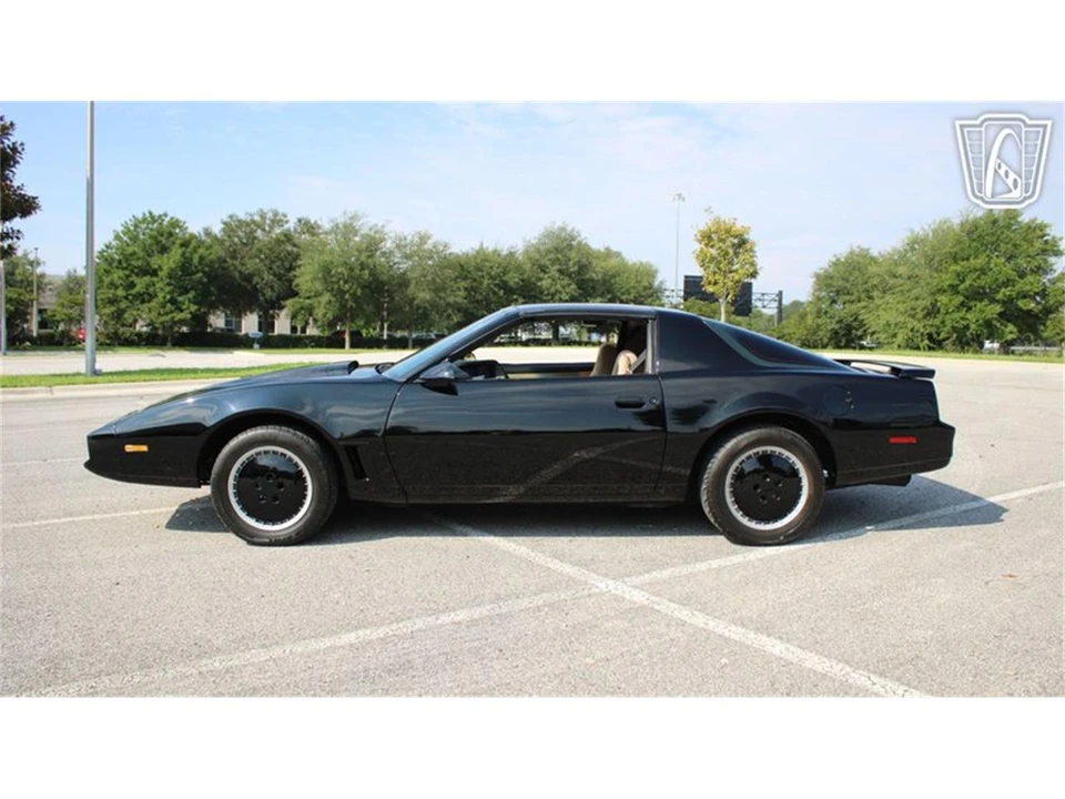 1984 Pontiac Firebird Trans Am 3rd Gen - Image 9 of 31