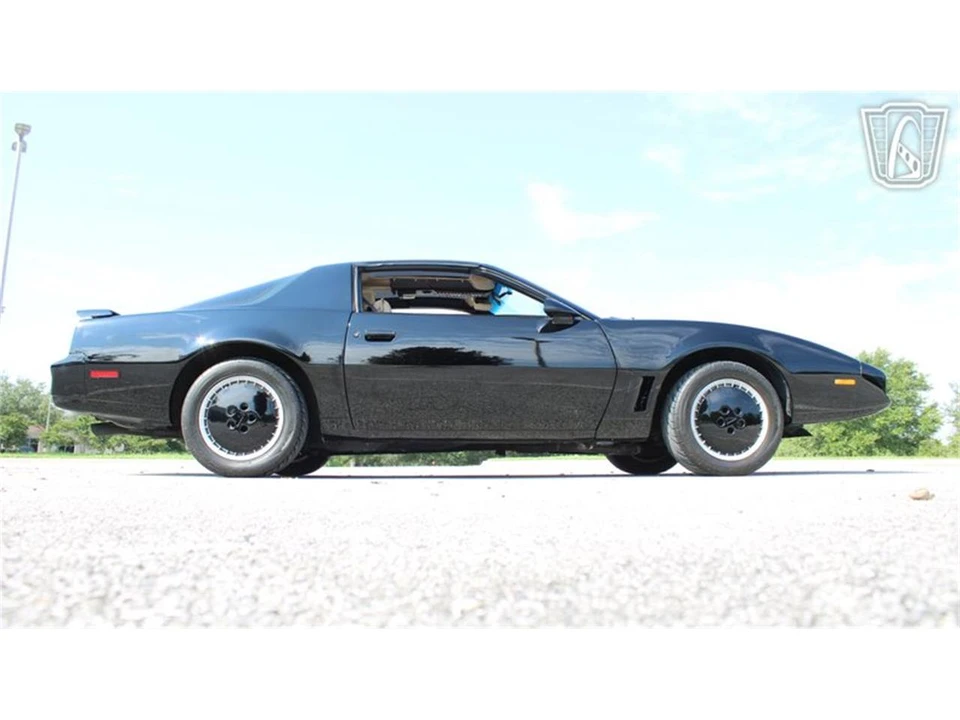 1984 Pontiac Firebird Trans Am 3rd Gen - Image 19 of 31