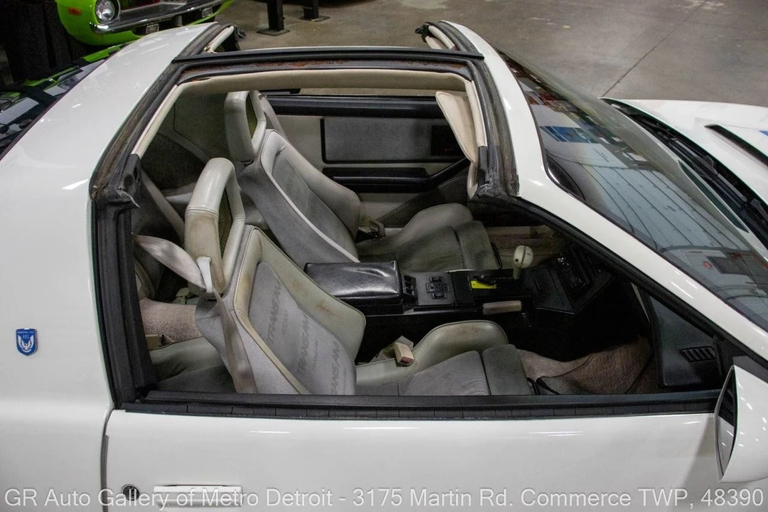 1984 Pontiac Firebird Trans Am 3rd Gen - Image 14 of 31