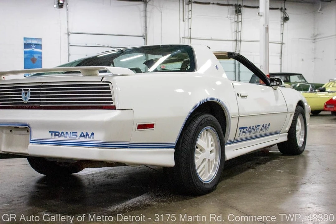 1984 Pontiac Firebird Trans Am 3rd Gen - Image 23 of 31