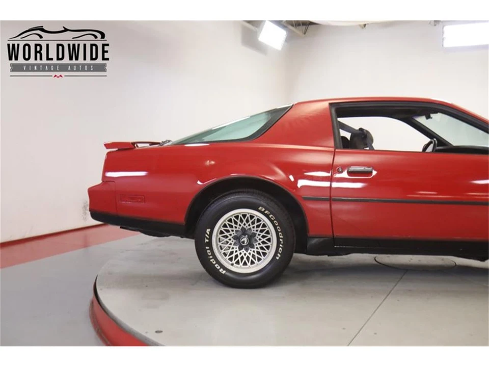 1984 Pontiac Firebird Trans Am 3rd Gen - Image 9 of 31