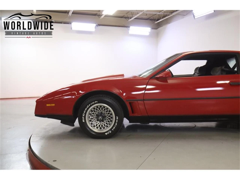 1984 Pontiac Firebird Trans Am 3rd Gen - Image 7 of 31
