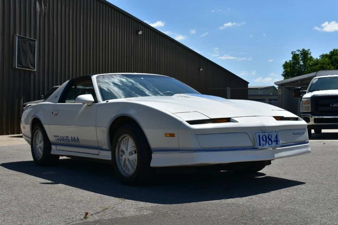 1984 Pontiac Firebird Trans Am 3rd Gen - Image 7 of 12