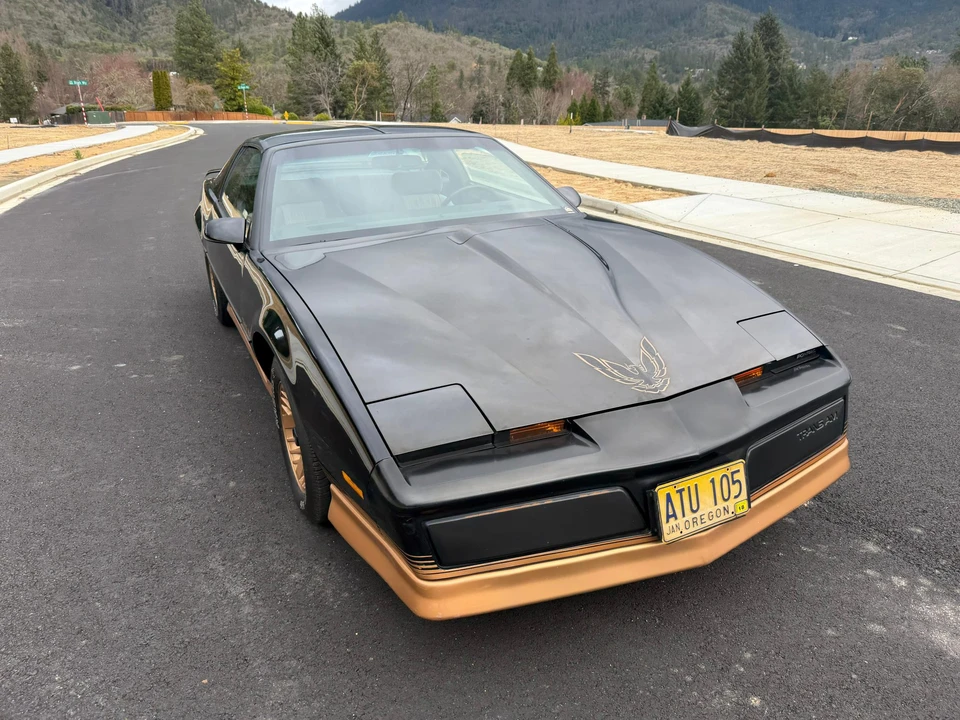 1984 Pontiac Firebird Trans Am 3rd Gen - Image 28 of 31