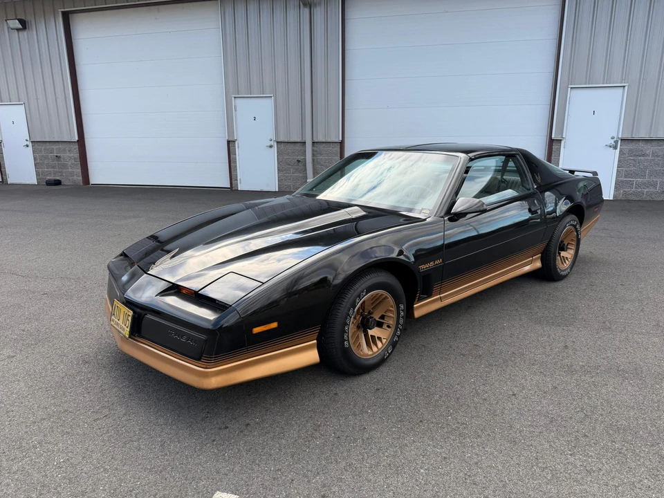 1984 Pontiac Firebird Trans Am 3rd Gen - Image 9 of 31
