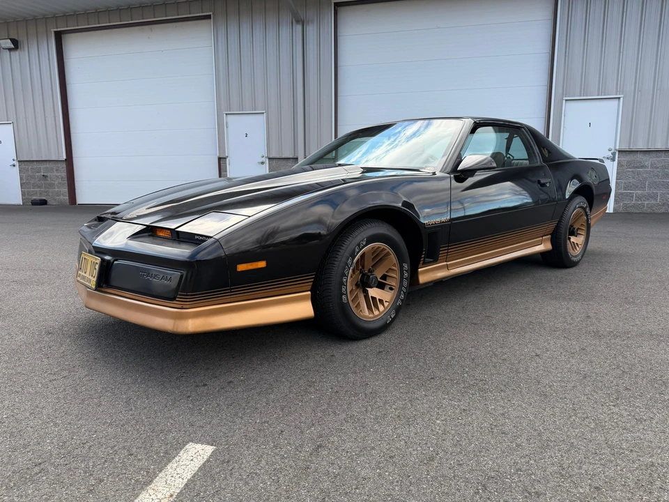 1984 Pontiac Firebird Trans Am 3rd Gen - Image 6 of 31