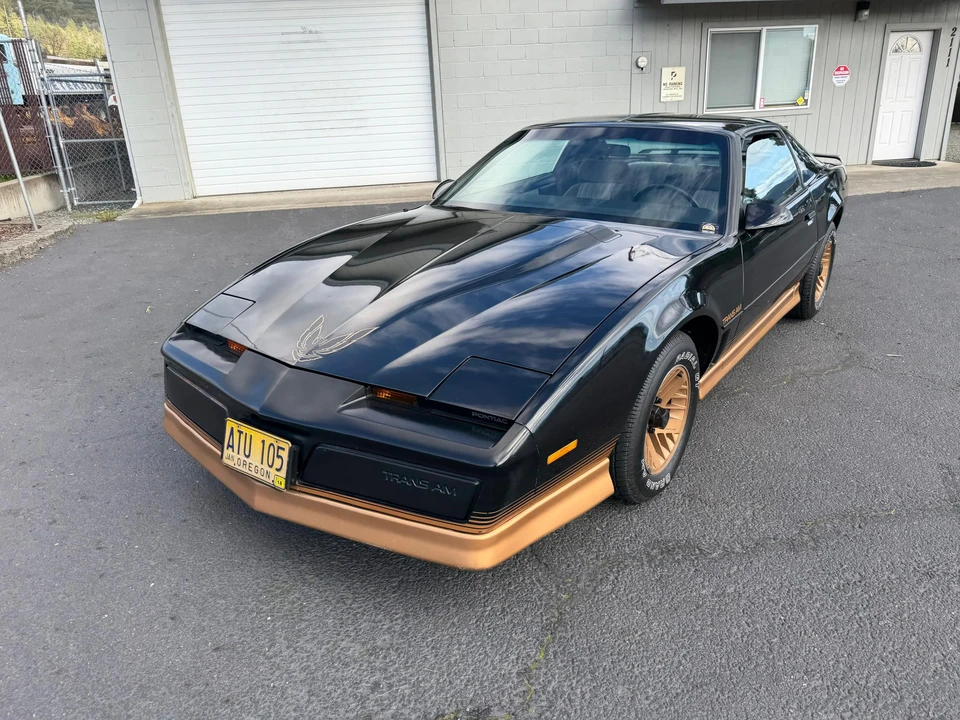 1984 Pontiac Firebird Trans Am 3rd Gen - Image 17 of 31