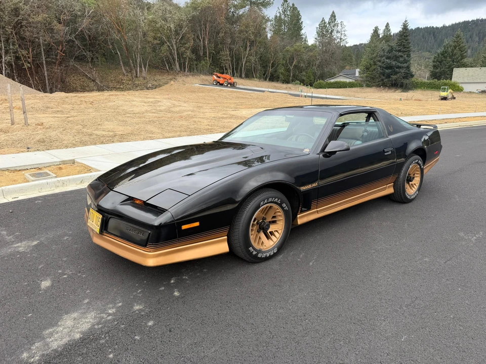 1984 Pontiac Firebird Trans Am 3rd Gen - Image 4 of 31