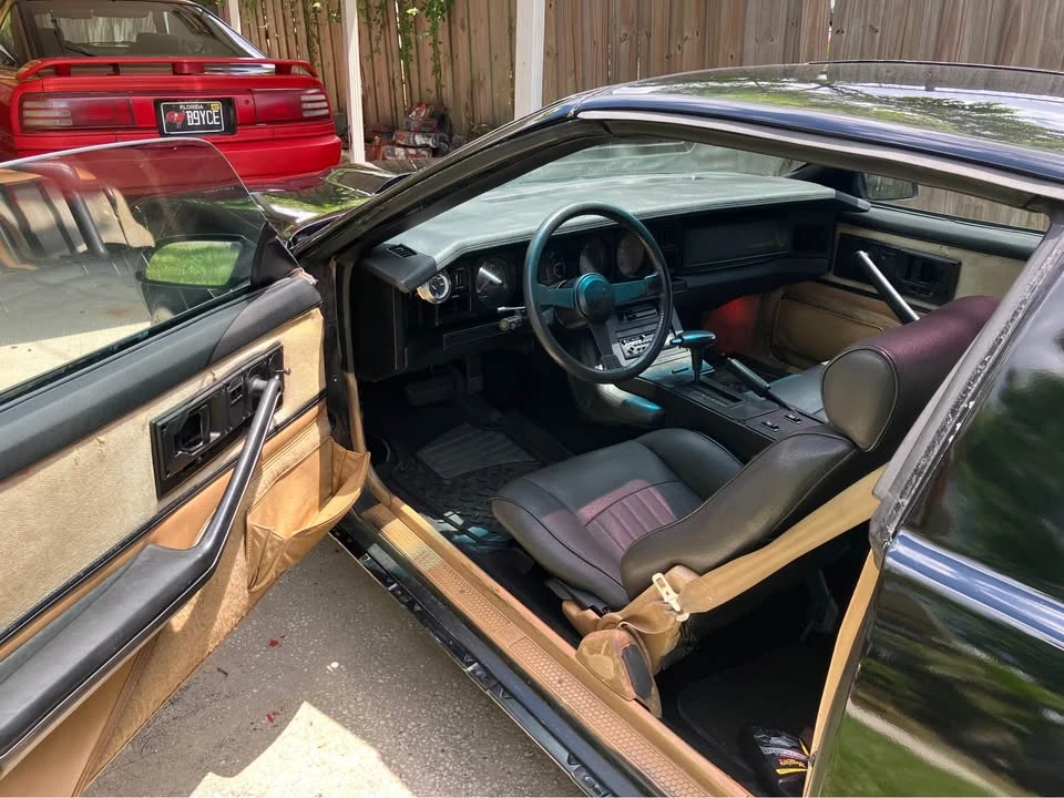 1984 Pontiac Firebird Trans Am 3rd Gen - Image 7 of 13