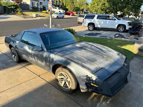 1984 Pontiac Firebird Trans Am Coupe 2D