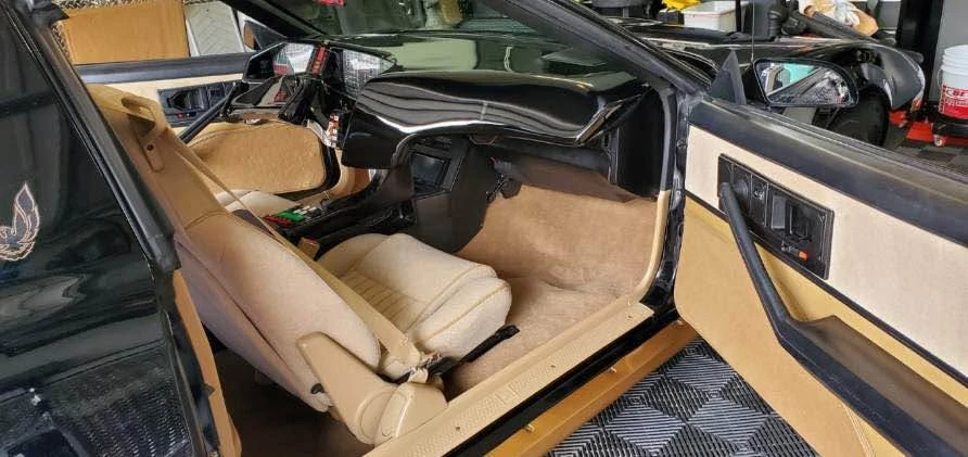 1984 Pontiac Firebird Trans Am 3rd Gen - Image 7 of 18