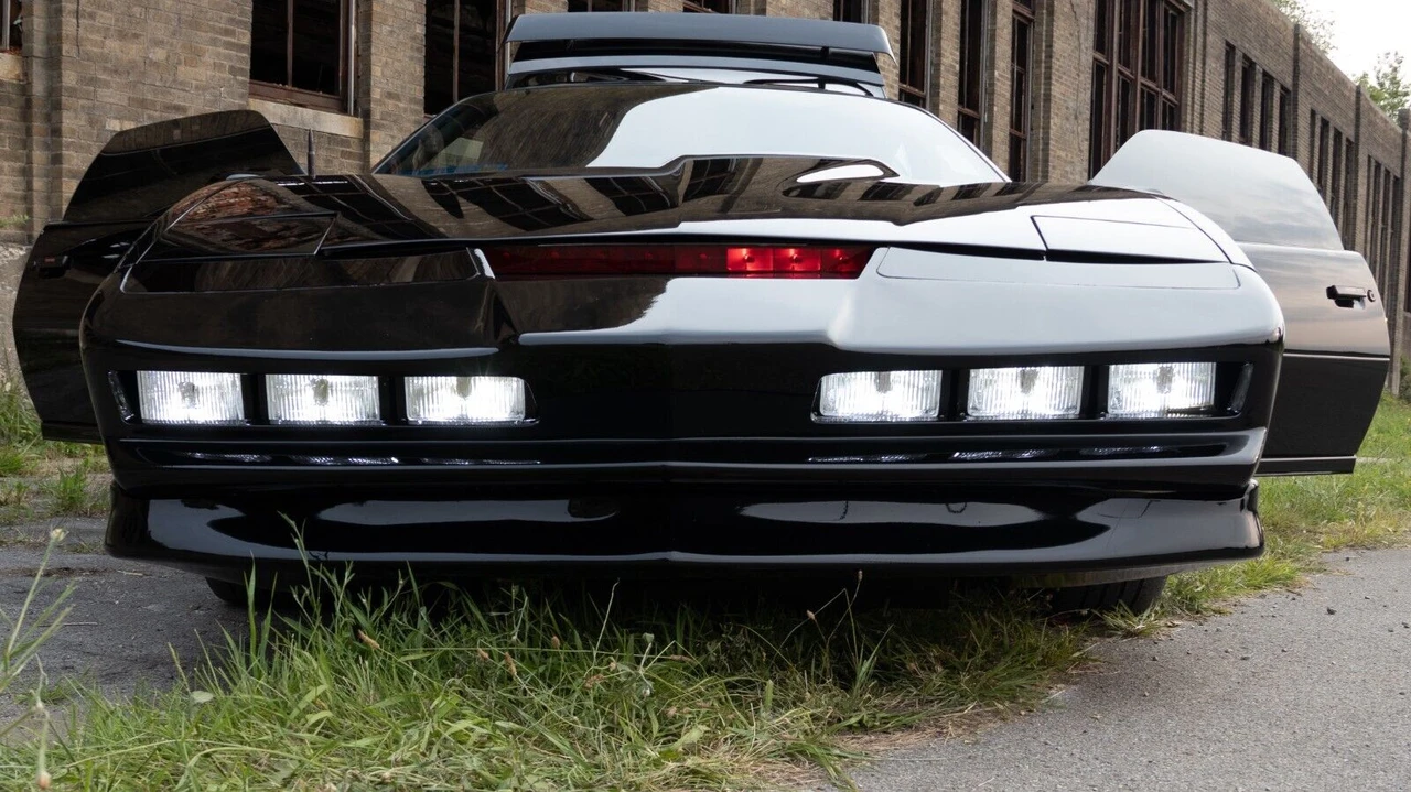 1984 Pontiac Firebird Trans Am 3rd Gen - Image 11 of 31