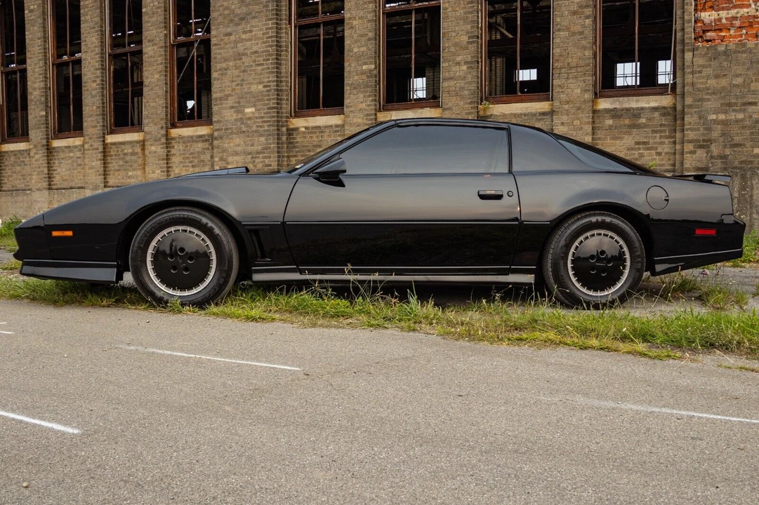1984 Pontiac Firebird Trans Am 3rd Gen - Image 5 of 31