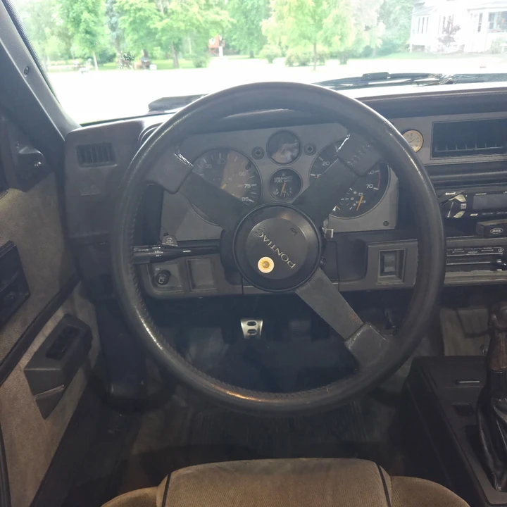 1984 Pontiac Sunbird - Image 16 of 27