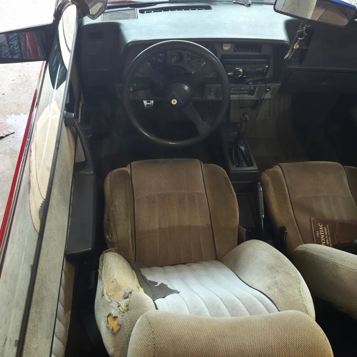 1984 Pontiac Sunbird - Image 14 of 27