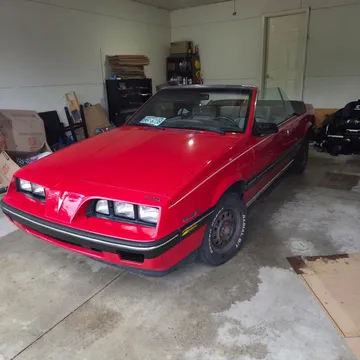 1984 Pontiac J2000 Sunbird LE