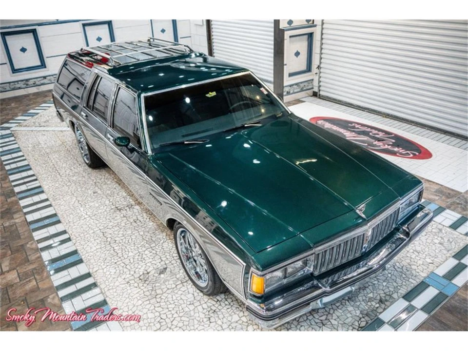 1984 Pontiac Parisienne - Image 12 of 31