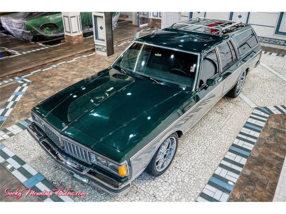 1984 Pontiac Parisienne - Image 3 of 31