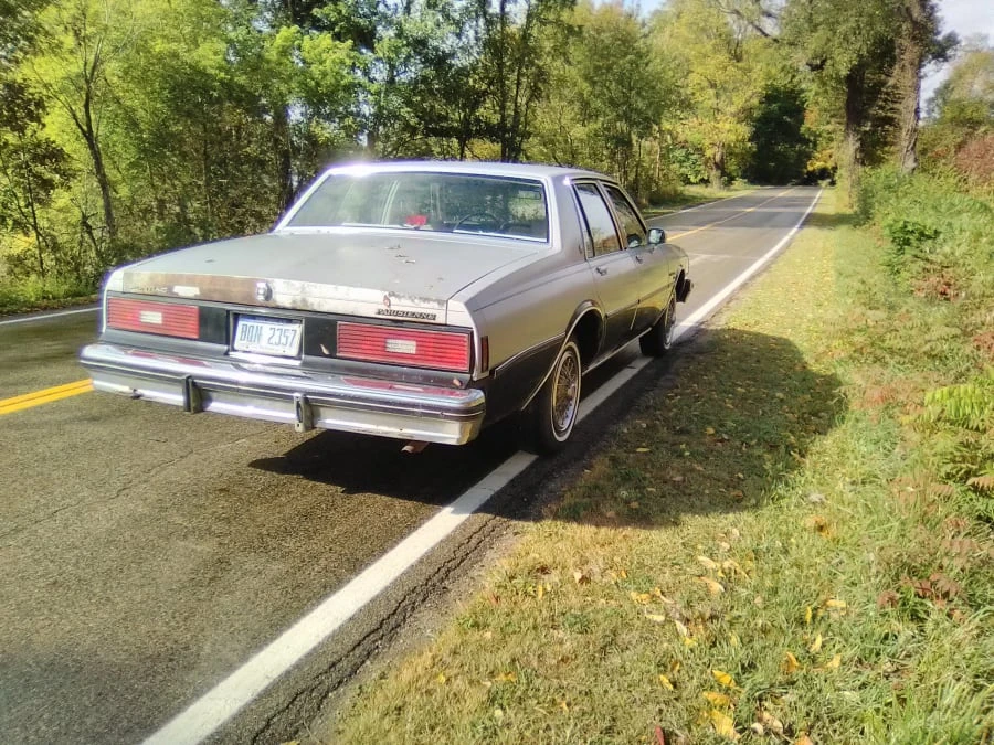 1984 Pontiac Parisienne - Image 5 of 6