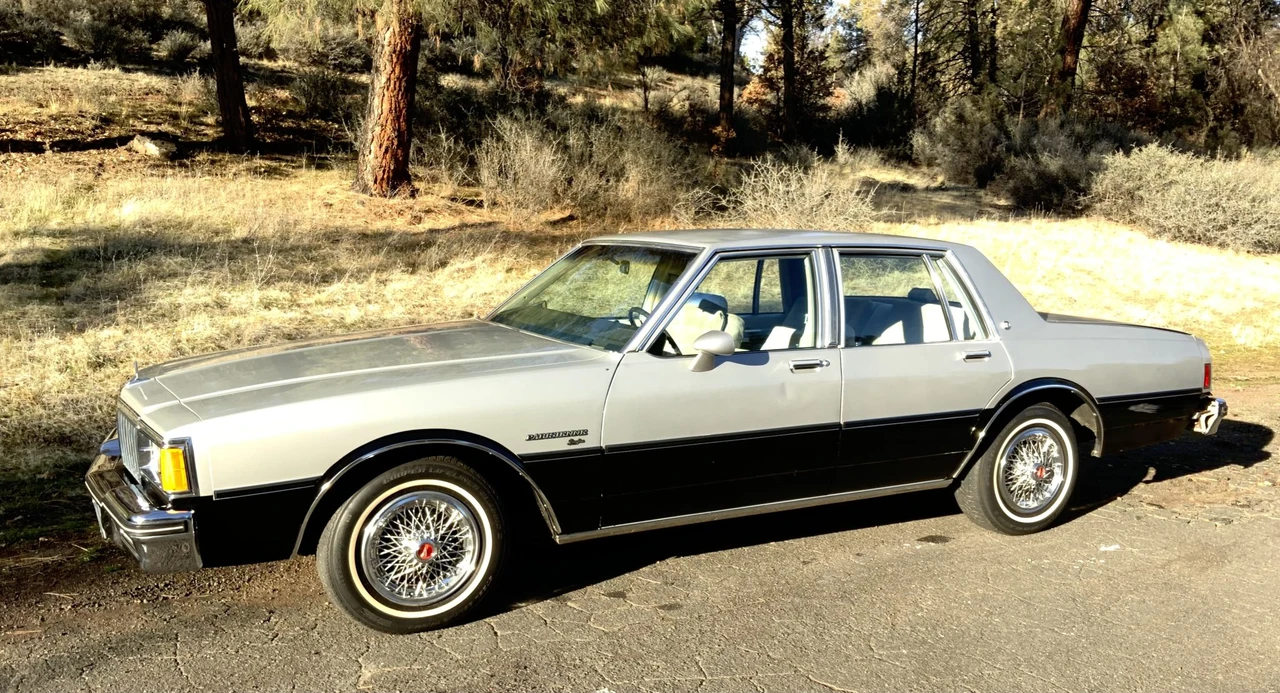 1984 Pontiac Parisienne - Image 5 of 31
