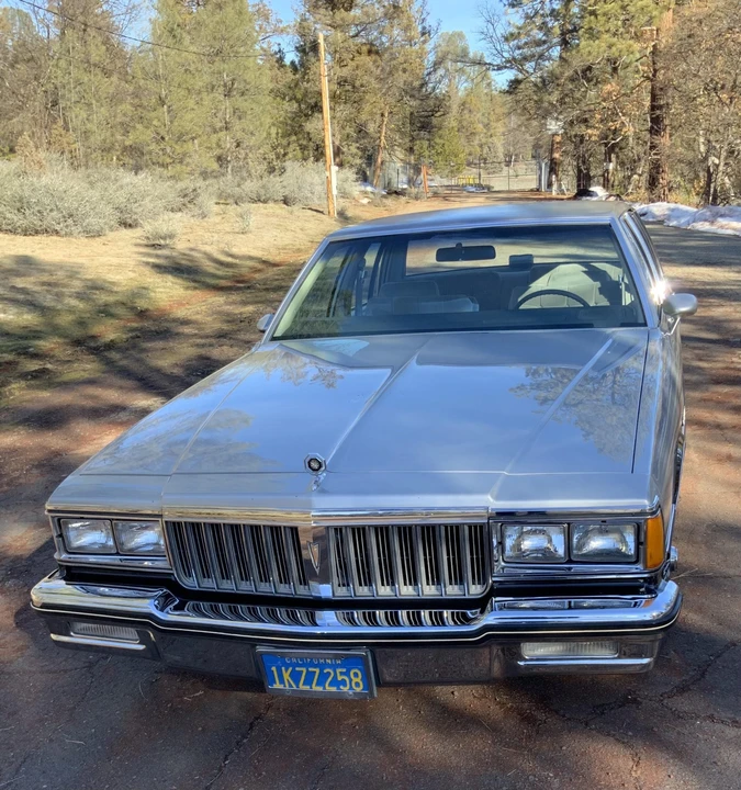 1984 Pontiac Parisienne - Image 11 of 31