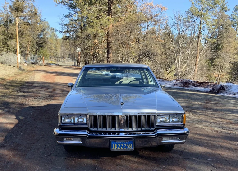 1984 Pontiac Parisienne - Image 13 of 31