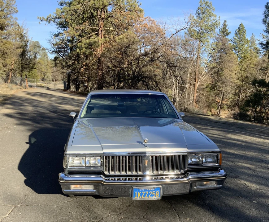 1984 Pontiac Parisienne - Image 12 of 31