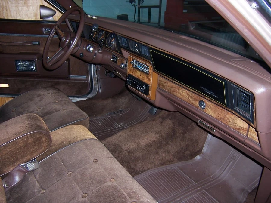 1984 Pontiac Parisienne - Image 3 of 9