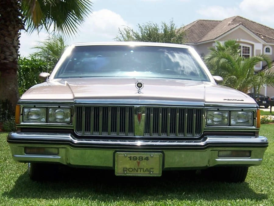 1984 Pontiac Parisienne - Image 9 of 9
