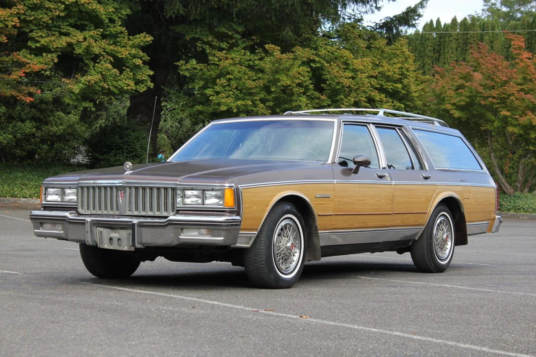 1984 Pontiac Parisienne - Image 10 of 31