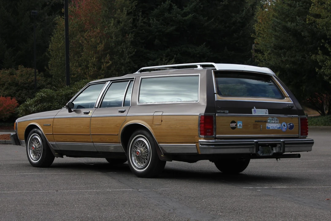 1984 Pontiac Parisienne - Image 16 of 31