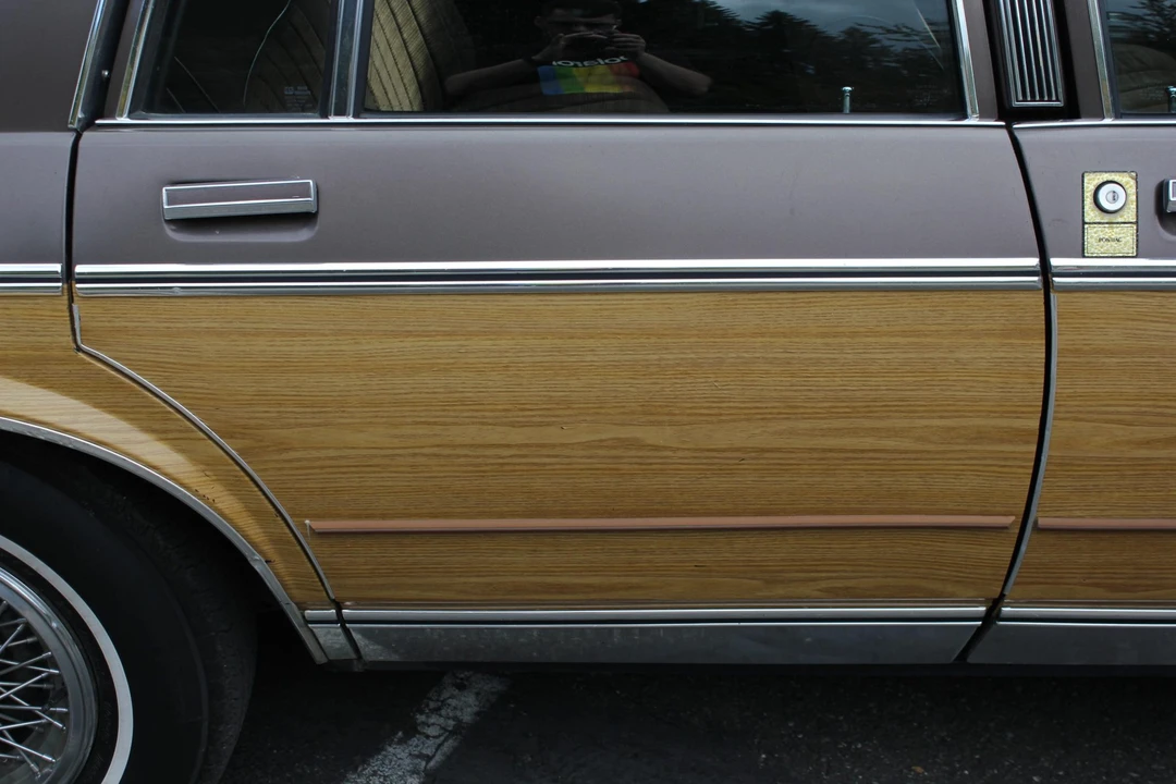 1984 Pontiac Parisienne - Image 30 of 31