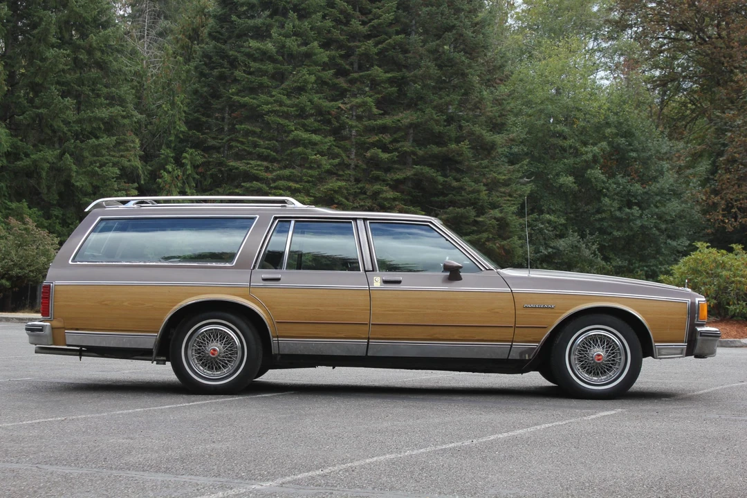 1984 Pontiac Parisienne - Image 26 of 31